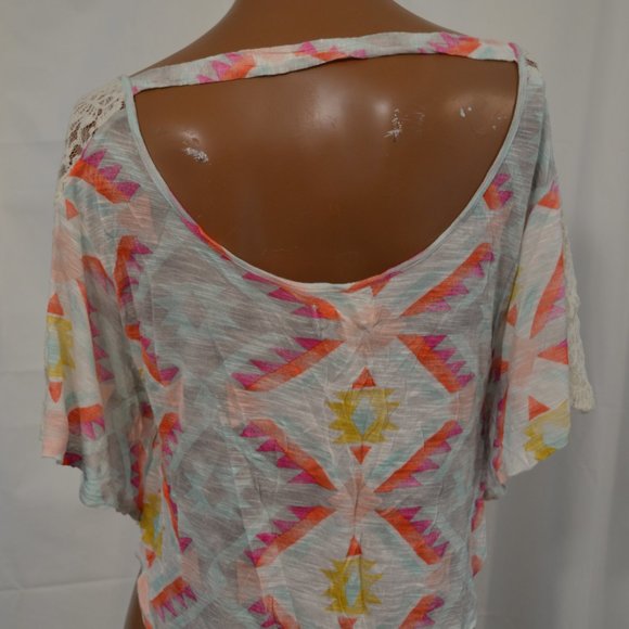 Junior's top - Picture 4 of 5